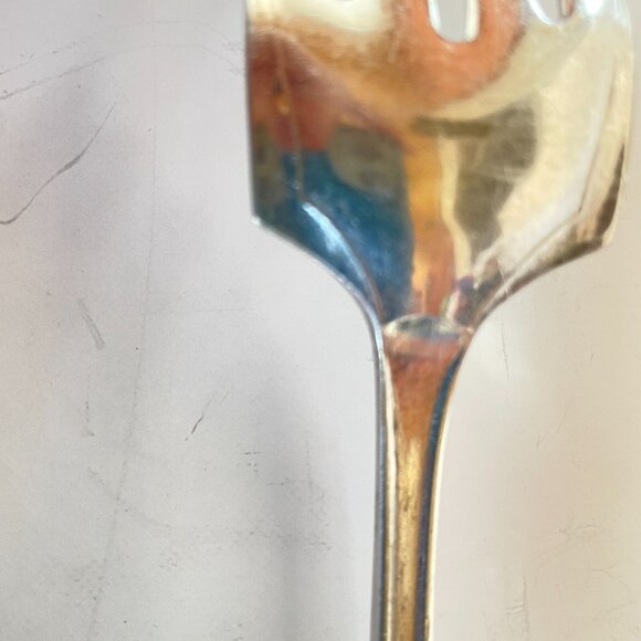 Antique 1915 De Sancy-Roseland Silverplate Meat Fork 8" Holmes & Edwards IS - Picture 4 of 7